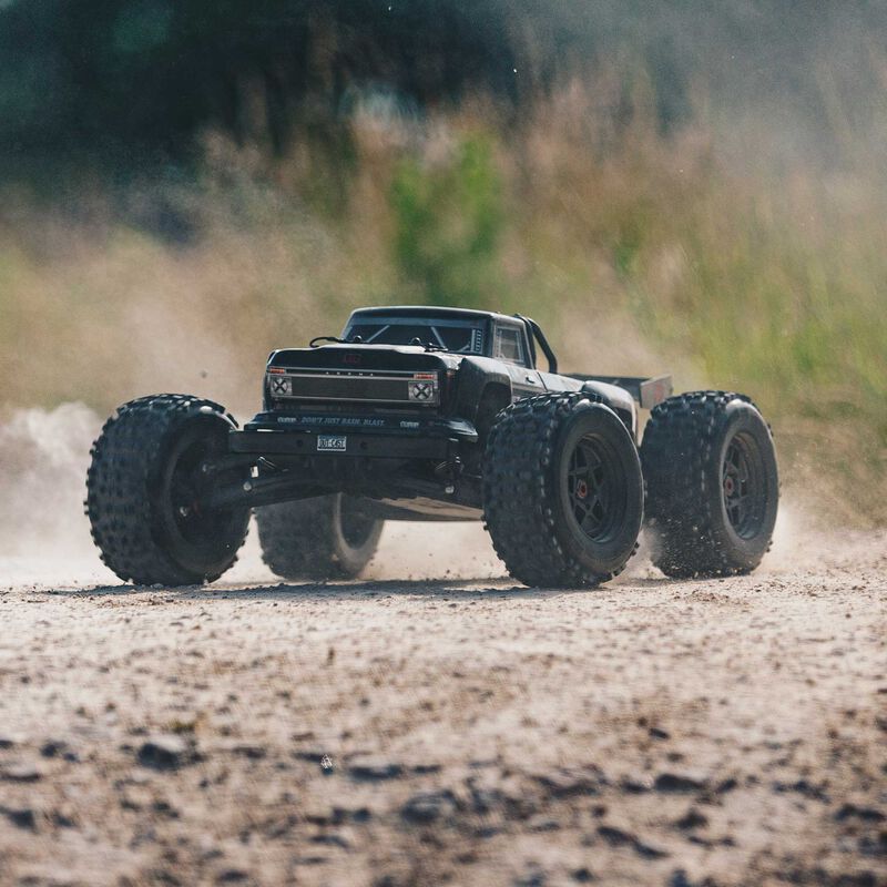 OUTCAST 6S 4WD BLX 1/8 EXB Stunt Truck RTR Black